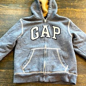 Gap kids Sherpa lined logo hoodie. Light blue, brown inside size m